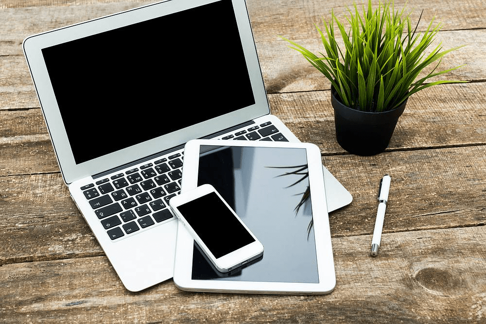 CalSnapAI on multiple devices